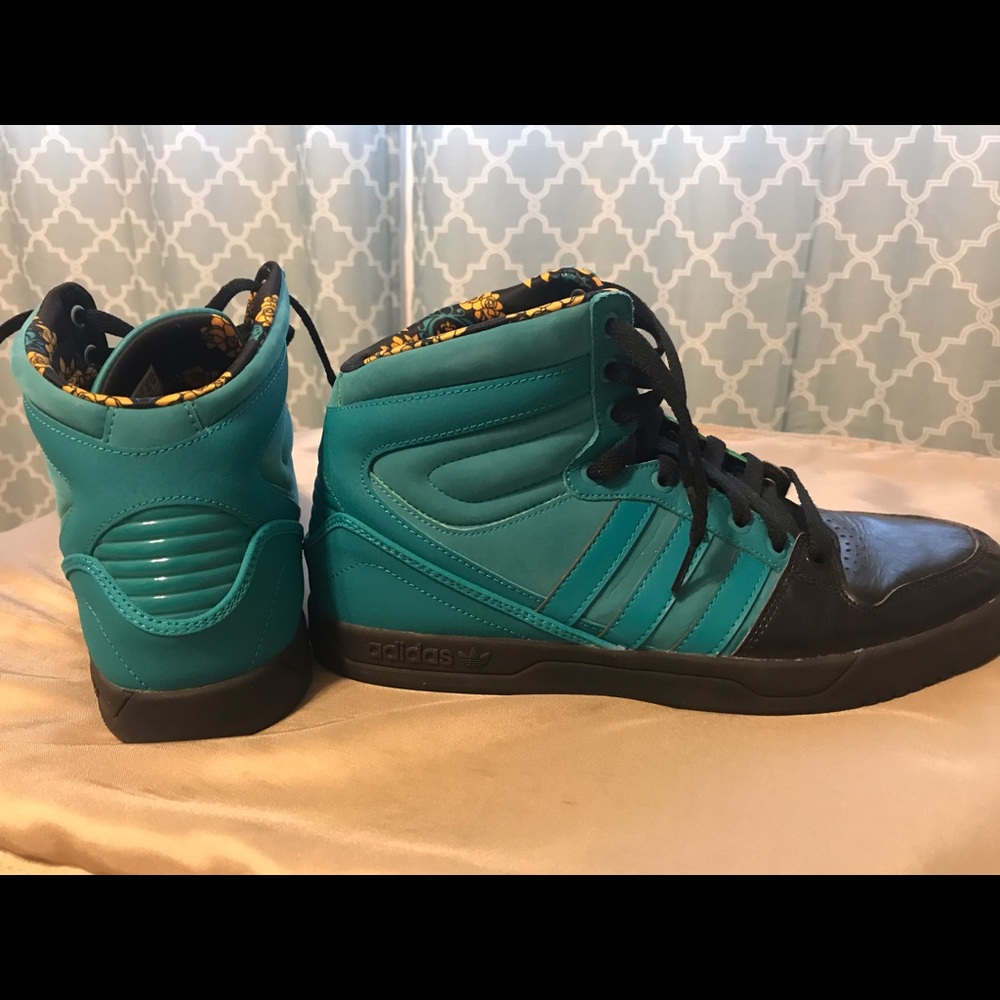 Men’s Adidas High Top Shoes (Teal Color)